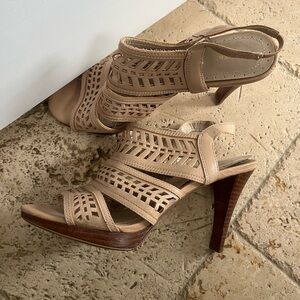 Adrienne Vittadini Tan Cutout Heels